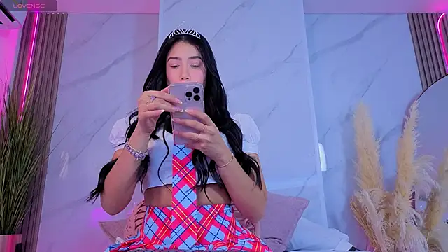 Snapshot of Chlooee__ chatting on October 8, 2025, 1:58 am Chlooee online show from October 8, 2025, 1:58 am