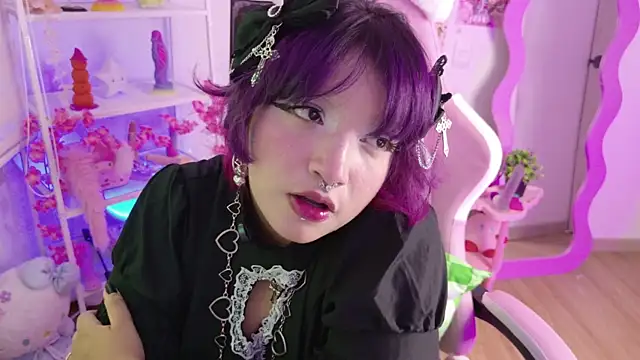lady noize online show from June 14, 2026, 2:24 am