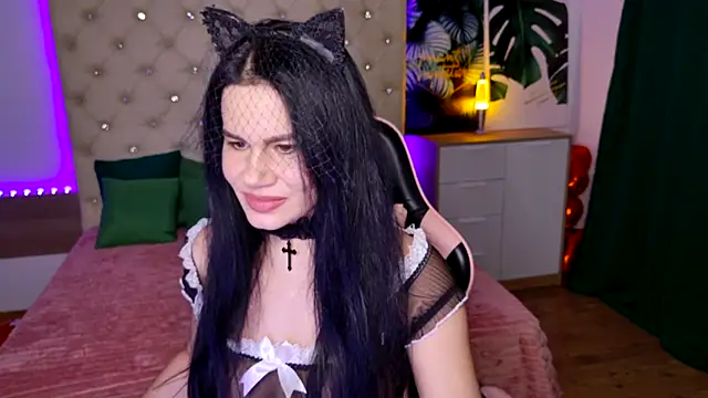 KattieSims online show from February 20, 2025, 1:14 am