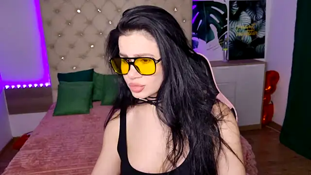 KattieSims online show from February 21, 2025, 6:48 pm