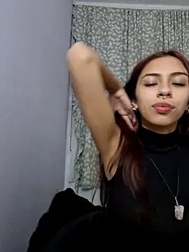 Snapshot of Jazmin-Cerezita chatting on September 11, 2025, 3:06 am Jazmin-Cerezita online show from September 11, 2025, 3:06 am