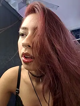 Snapshot of Jazmin-Cerezita chatting on September 25, 2025, 7:39 pm Jazmin-Cerezita online show from September 25, 2025, 7:39 pm