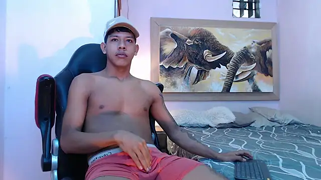 mr stiven  online show from February 20, 2025, 5:44 am