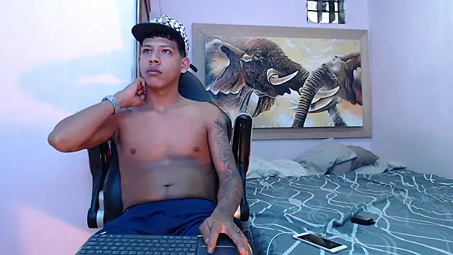 mr stiven  online show from March 6, 2025, 6:41 am