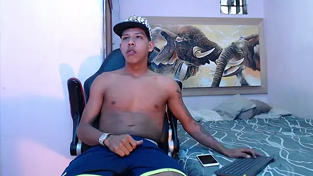 mr stiven  online show from March 7, 2025, 3:19 am