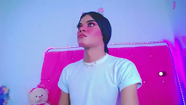 Snapshot of Theylor_Rouse chatting on March 2, 2025, 5:33 am Theylor Rouse online show from March 2, 2025, 5:33 am