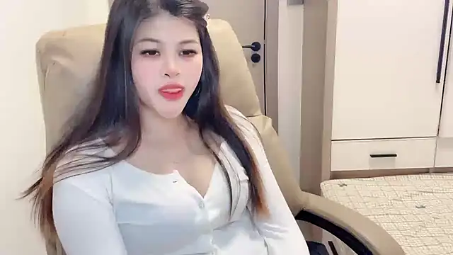 Snapshot of Ytao-528 chatting on November 25, 2025, 6:46 am Ytao-528 online show from November 25, 2025, 6:46 am