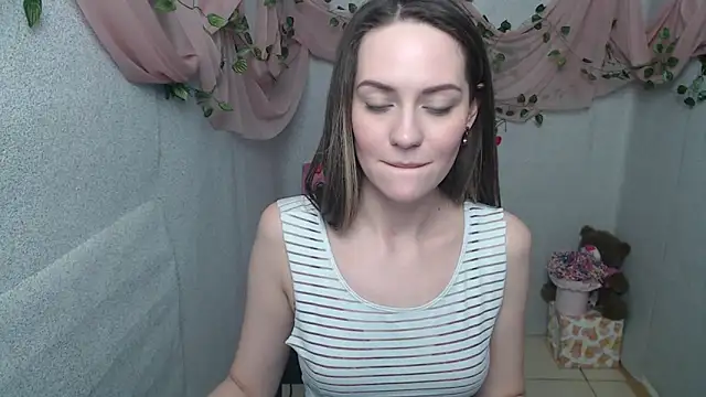 Snapshot of Lina_Star_S chatting on January 16, 2025, 9:37 am Lina Star S online show from January 16, 2025, 9:37 am