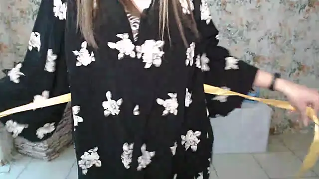 Snapshot of Lina_Star_S chatting on February 4, 2025, 10:21 am Lina Star S online show from February 4, 2025, 10:21 am