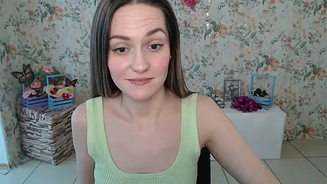 Snapshot of Lina_Star_S chatting on February 13, 2025, 10:34 am Lina Star S online show from February 13, 2025, 10:34 am