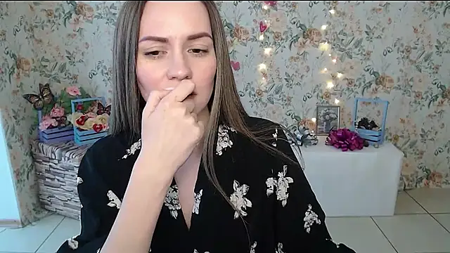 Snapshot of Lina_Star_S chatting on February 22, 2025, 10:29 am Lina Star S online show from February 22, 2025, 10:29 am