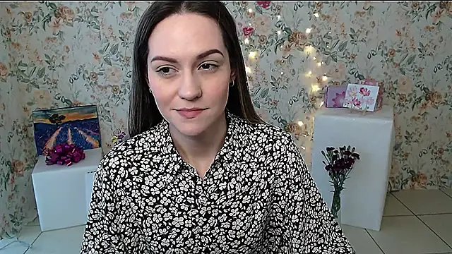 Snapshot of Lina_Star_S chatting on March 1, 2025, 7:41 am Lina Star S online show from March 1, 2025, 7:41 am