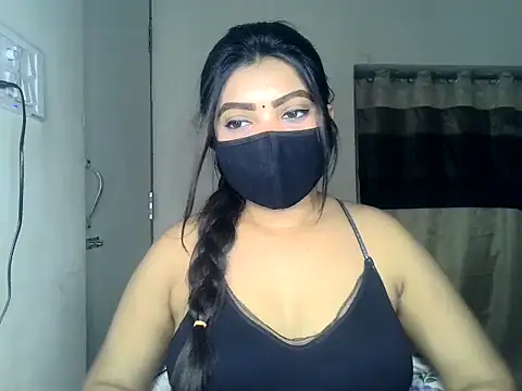 Snapshot of ishi_Beauty chatting on May 24, 2026, 5:12 am ishi Beauty online show from May 24, 2026, 5:12 am