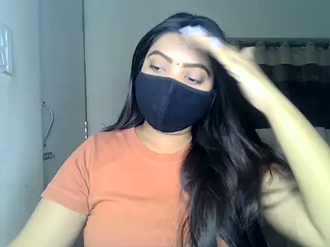 Snapshot of ishi_Beauty chatting on May 28, 2026, 6:10 am ishi Beauty online show from May 28, 2026, 6:10 am