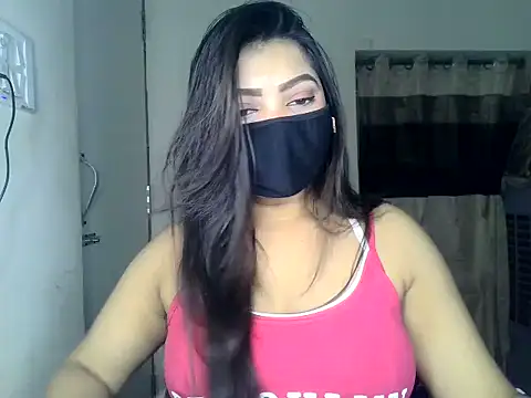 Snapshot of ishi_Beauty chatting on June 17, 2026, 4:15 am ishi Beauty online show from June 17, 2026, 4:15 am