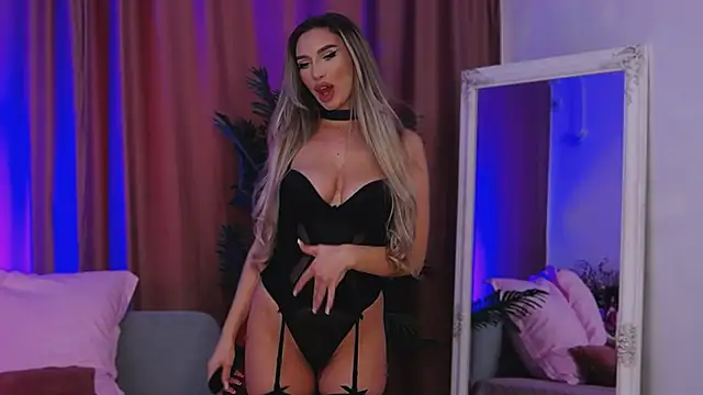 Snapshot of FelyJolie chatting on February 19, 2025, 2:34 pm FelyJolie online show from February 19, 2025, 2:34 pm