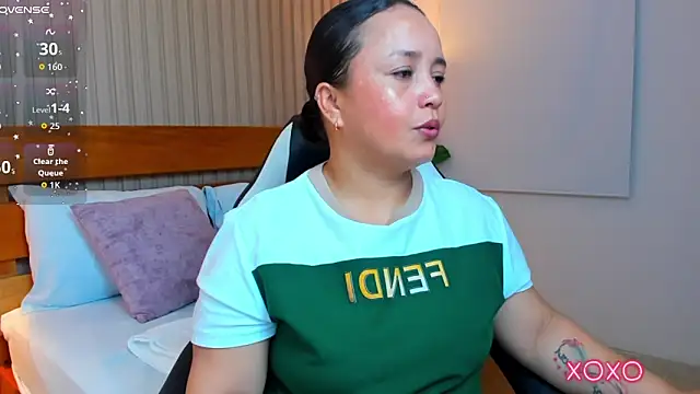 Snapshot of linda_rios_ chatting on June 16, 2026, 8:33 pm linda rios online show from June 16, 2026, 8:33 pm