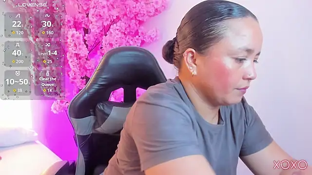 linda rios  online show from July 17, 2026, 8:24 pm