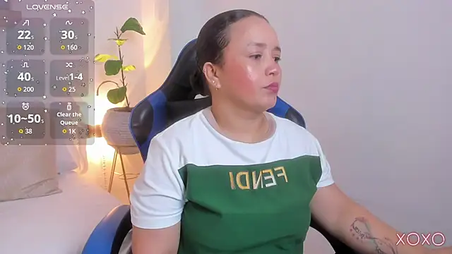 linda rios  online show from July 24, 2026, 8:07 pm