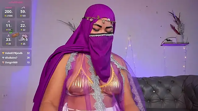 Snapshot of jazmin_anbar chatting on January 25, 2025, 8:10 pm jazmin anbar online show from January 25, 2025, 8:10 pm