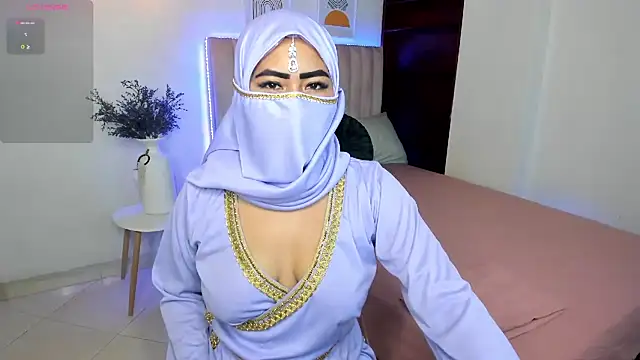 Snapshot of jazmin_anbar chatting on March 3, 2025, 5:39 pm jazmin anbar online show from March 3, 2025, 5:39 pm