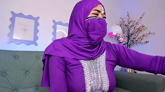 Snapshot of jazmin_anbar chatting on March 21, 2025, 8:08 pm jazmin anbar online show from March 21, 2025, 8:08 pm