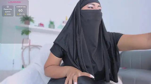 Snapshot of jazmin_anbar chatting on October 14, 2025, 7:03 pm jazmin anbar online show from October 14, 2025, 7:03 pm