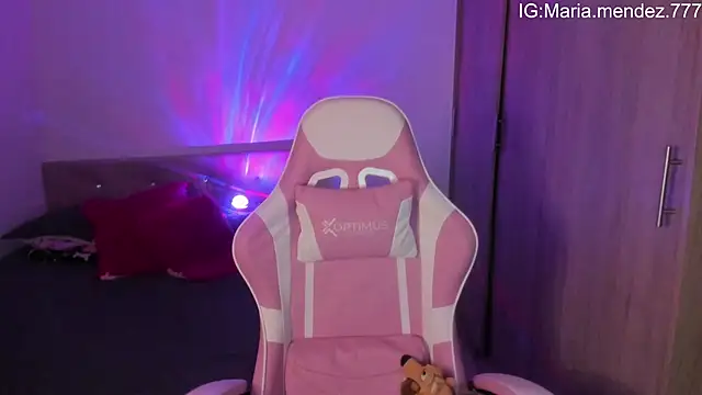 maria mendez  online show from March 14, 2025, 4:43 am