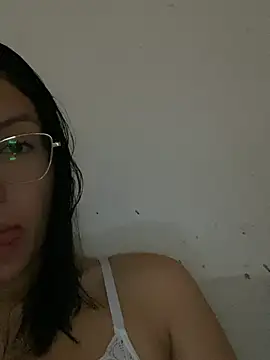 gabrielly27891 online show from January 20, 2025, 6:10 pm