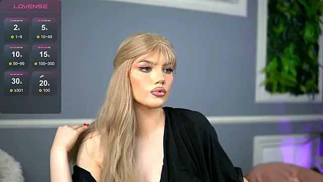 Snapshot of Graciane_Lee chatting on February 9, 2025, 3:53 am Graciane Lee online show from February 9, 2025, 3:53 am