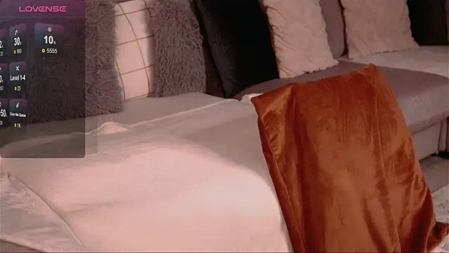 Snapshot of Graciane_Lee chatting on December 17, 2025, 12:44 pm Graciane Lee online show from December 17, 2025, 12:44 pm