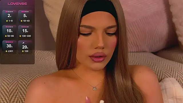 Snapshot of Graciane_Lee chatting on March 14, 2026, 11:37 am Graciane Lee online show from March 14, 2026, 11:37 am