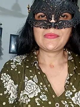 Snapshot of sexy_bhabhi69 chatting on May 8, 2026, 8:30 am sexy bhabhi69 online show from May 8, 2026, 8:30 am