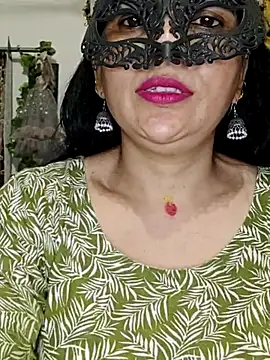 Snapshot of sexy_bhabhi69 chatting on June 17, 2026, 9:12 am sexy bhabhi69 online show from June 17, 2026, 9:12 am