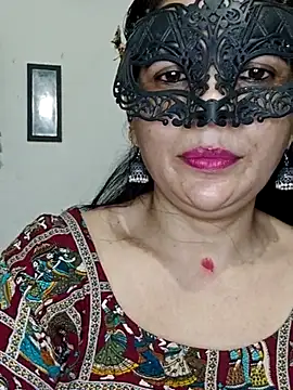 Snapshot of sexy_bhabhi69 chatting on July 7, 2026, 9:57 am sexy bhabhi69 online show from July 7, 2026, 9:57 am
