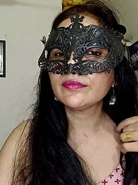 Snapshot of sexy_bhabhi69 chatting on July 13, 2026, 6:33 pm sexy bhabhi69 online show from July 13, 2026, 6:33 pm