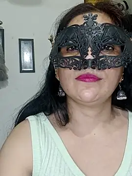 Snapshot of sexy_bhabhi69 chatting on July 28, 2026, 8:52 pm sexy bhabhi69 online show from July 28, 2026, 8:52 pm