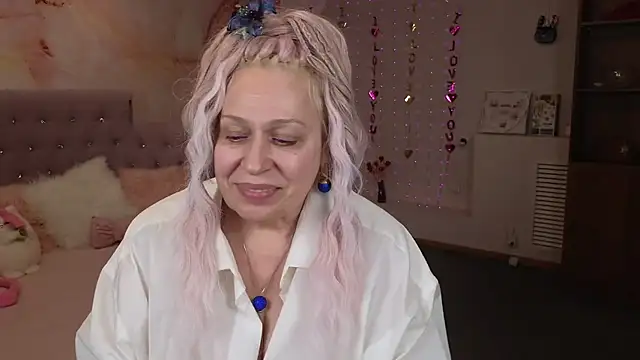 Penelope Pinky online show from February 27, 2025, 5:58 pm