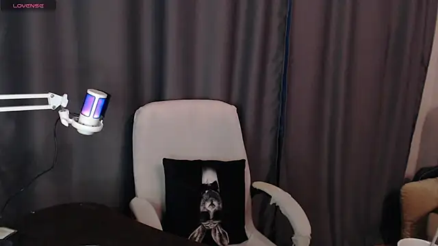 Cassie Bae online show from December 20, 2024, 1:11 pm