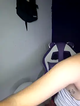 Snapshot of franchezkavegaaa chatting on February 1, 2025, 11:32 am franchezkavegaaa online show from February 1, 2025, 11:32 am