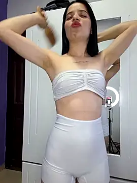 Snapshot of franchezkavegaaa chatting on March 21, 2025, 2:07 pm franchezkavegaaa online show from March 21, 2025, 2:07 pm