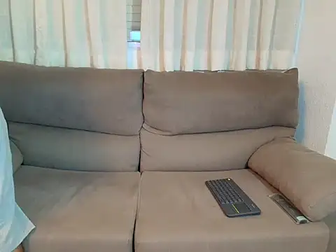 Snapshot of Geishastudios chatting on November 5, 2025, 10:15 am Geishastudios online show from November 5, 2025, 10:15 am