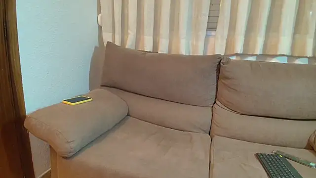 Snapshot of Geishastudios chatting on December 16, 2025, 8:19 am Geishastudios online show from December 16, 2025, 8:19 am