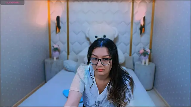 ZarifaBev online show from January 7, 2025, 1:14 pm