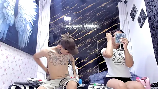 exotic hot couple online show from May 28, 2026, 9:12 pm