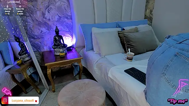 Snapshot of LucyanaSilva chatting on February 11, 2025, 11:10 am LucyanaSilva online show from February 11, 2025, 11:10 am