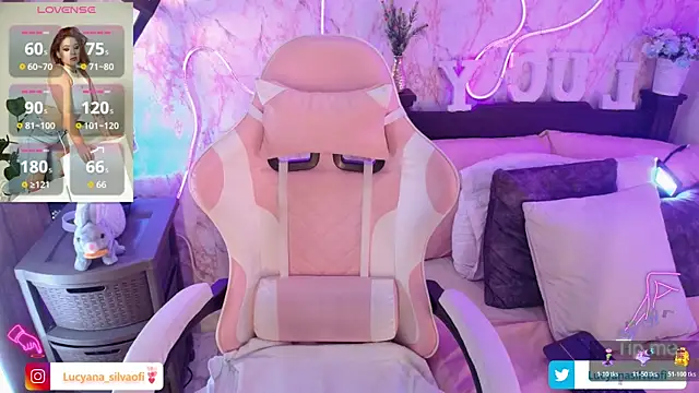 Snapshot of LucyanaSilva chatting on November 20, 2025, 1:00 pm LucyanaSilva online show from November 20, 2025, 1:00 pm