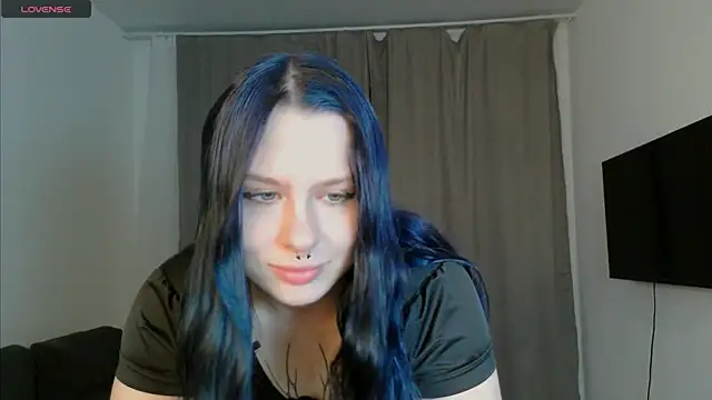 tender kiitty online show from July 8, 2026, 11:31 pm