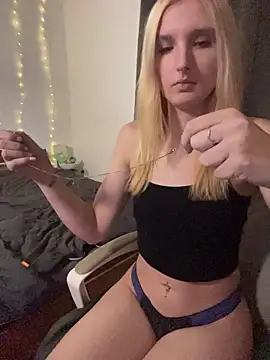 Snapshot of AnnyBelleX chatting on November 9, 2025, 2:26 pm AnnyBelleX online show from November 9, 2025, 2:26 pm