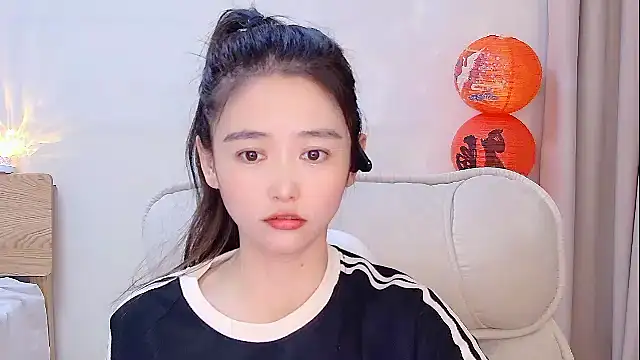 CN-Babycat online show from February 10, 2026, 4:27 am